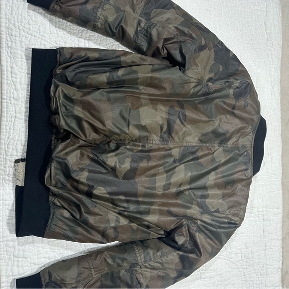 RD Style Bomber Jacket in Black - Picture 4 of 4